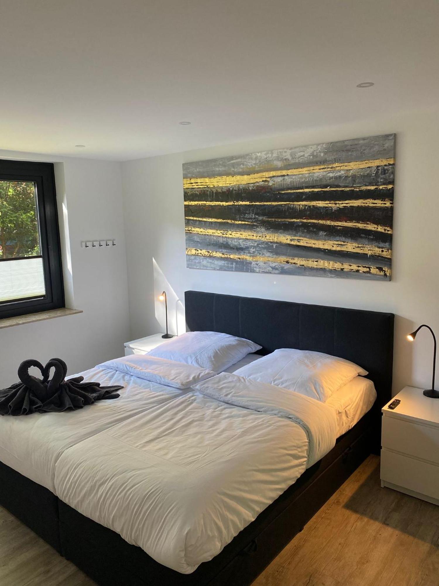 Moderne 2-Zimmer-Wohnung Mit Garten Hanóver Exterior foto