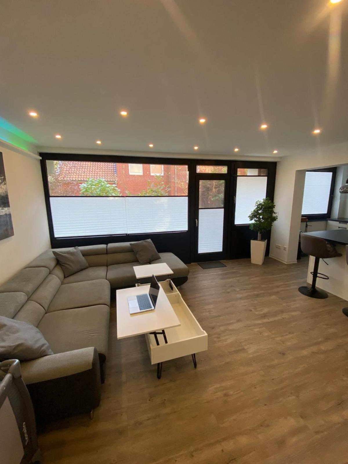 Moderne 2-Zimmer-Wohnung Mit Garten Hanóver Exterior foto
